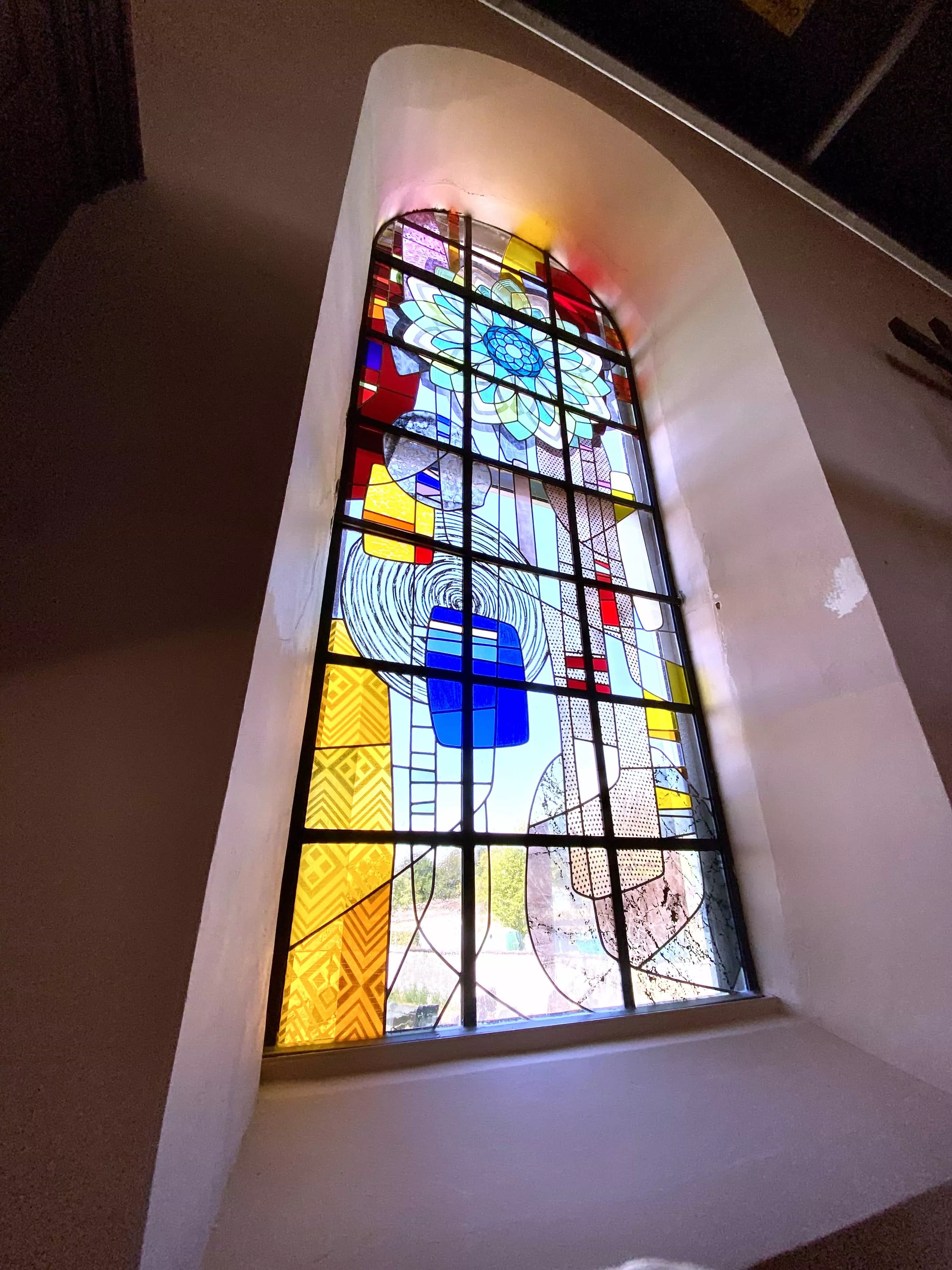 Création de vitraux d'art pour l'Église protestante de Rauwiller