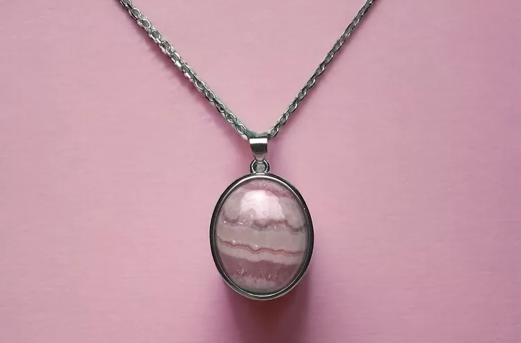 Pendentif cabochon Rhodochrosite sur argent 925