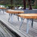 tables de terrasse en métal et bois brut